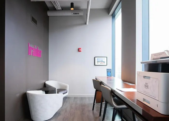 W Loop 2br W Gym Pool In Heart Of Greektown Chi-540 Apartment Chicago