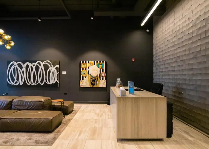 W Loop 2br W Gym Pool In Heart Of Greektown Chi-540 *