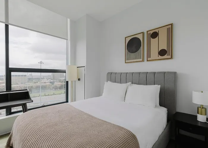 W Loop 2br W Gym Pool In Heart Of Greektown Chi-540 Chicago